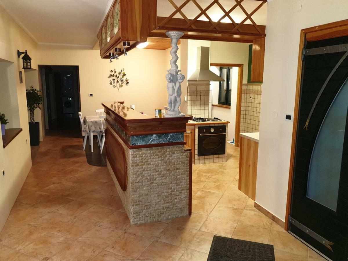 Villa Meri Rijeka Eksteriør billede