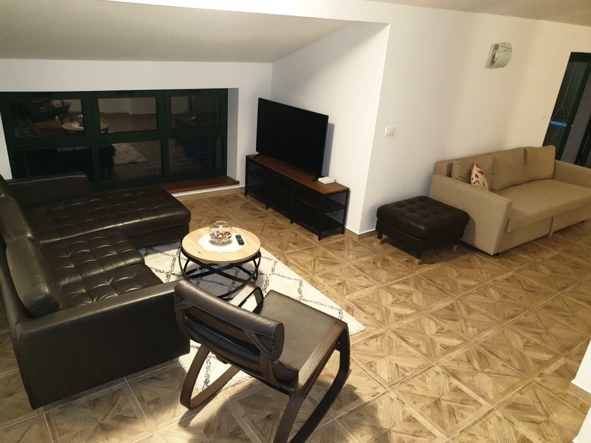 Villa Meri Rijeka Eksteriør billede